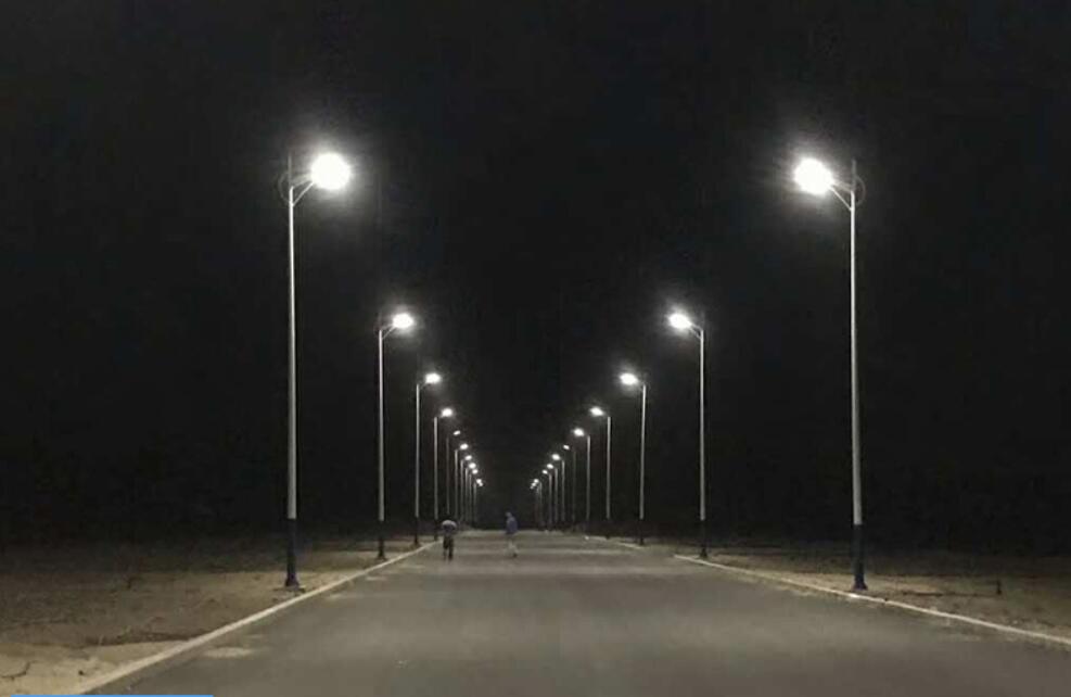 最高のオールインワンソーラー街路灯